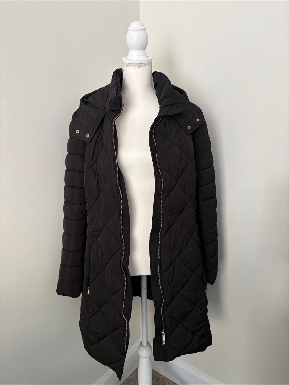 Tommy Hilfiger Black Quilted Long Puffer/Parka Coat with Hood